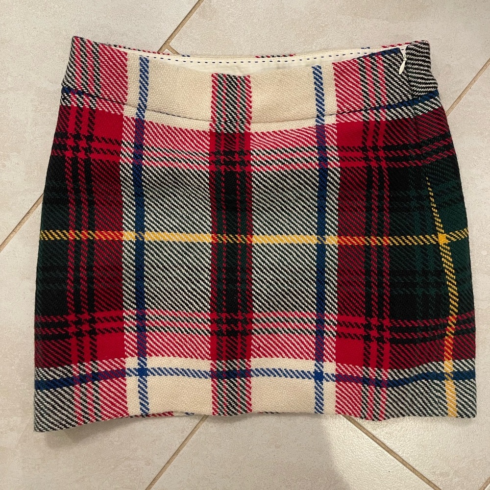 Plaid mini skirt. Jcrew. Size 6.